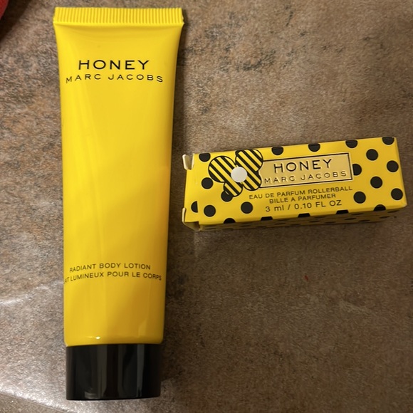 Marc Jacobs 4 piece bundle - Picture 4 of 4